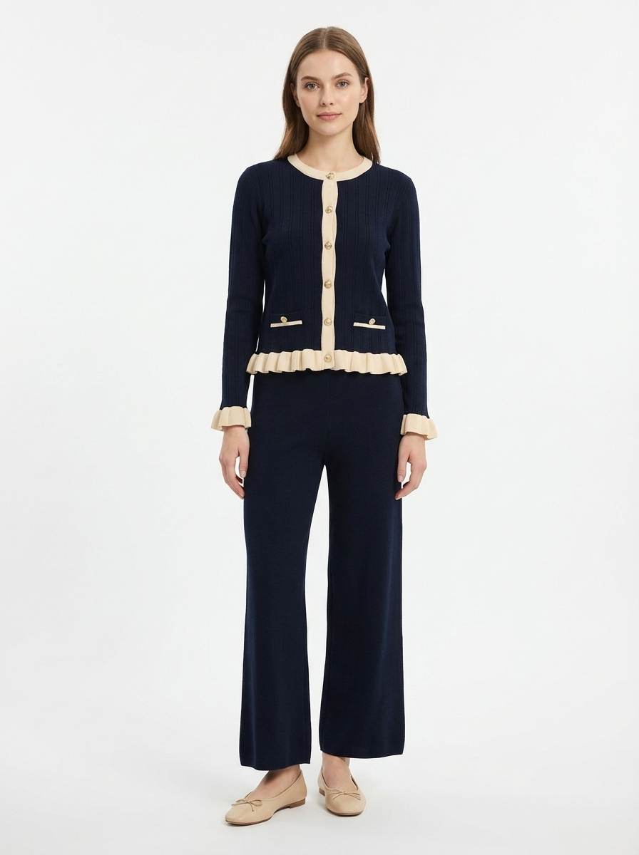 Classic Contrast Knit Set