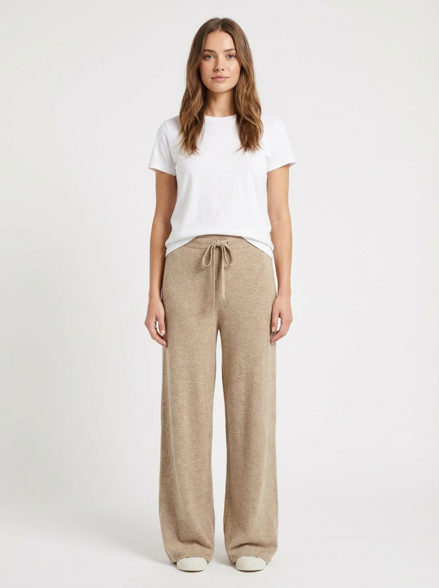 Soft Knit Wide-Leg Trouser